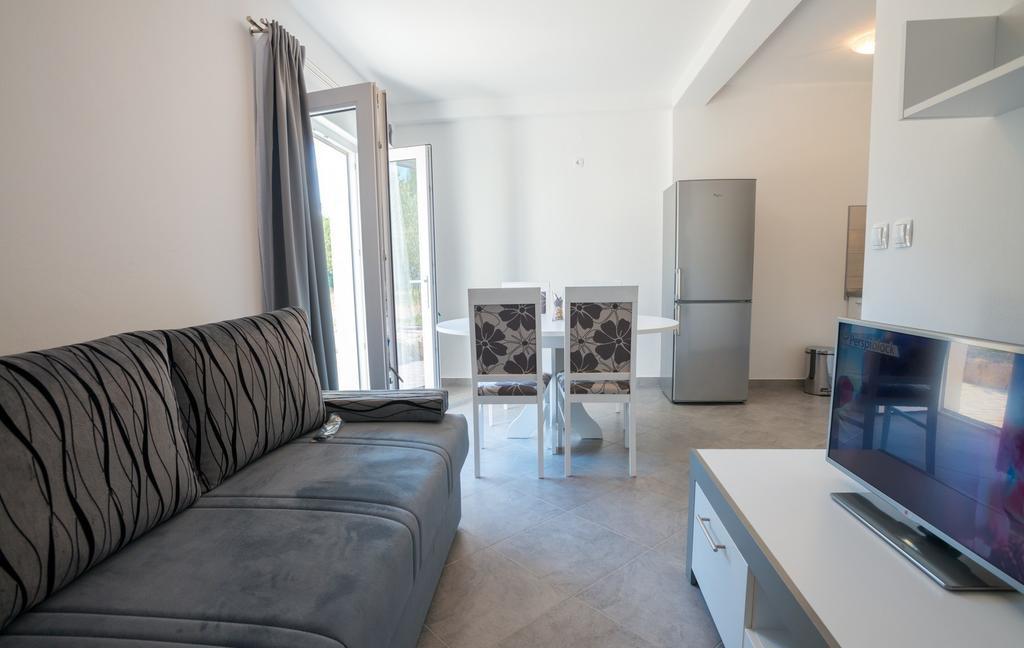 Rujno Apartments Starigrad Paklenica Phòng bức ảnh