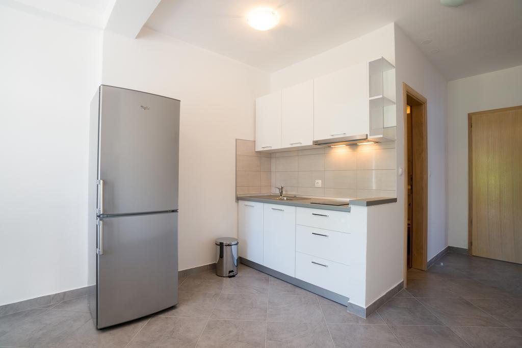 Rujno Apartments Starigrad Paklenica Ngoại thất bức ảnh